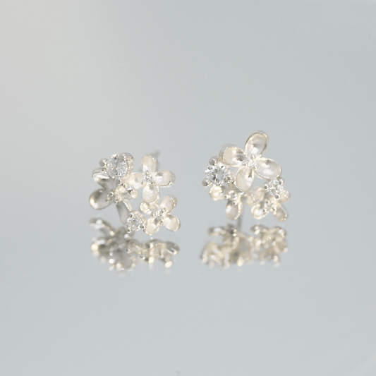 Osmanthus flower Stud Earrings