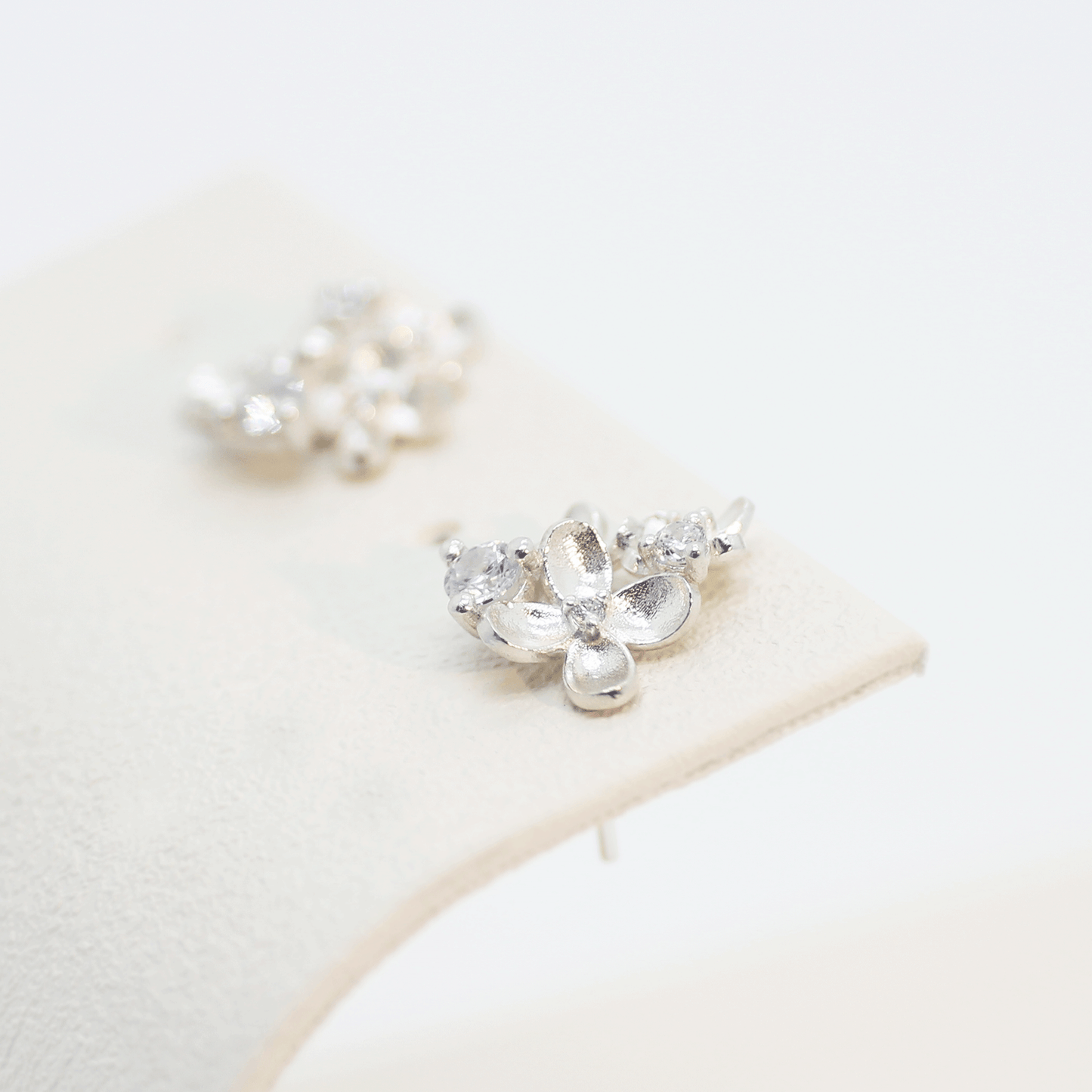 Osmanthus flower Stud Earrings