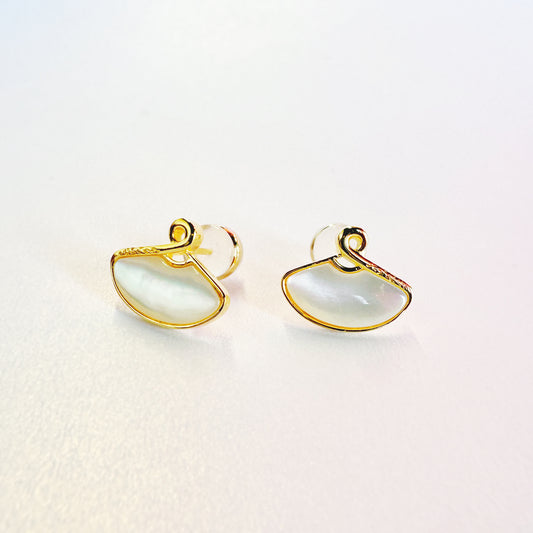 Cute Fan Stud Earrings